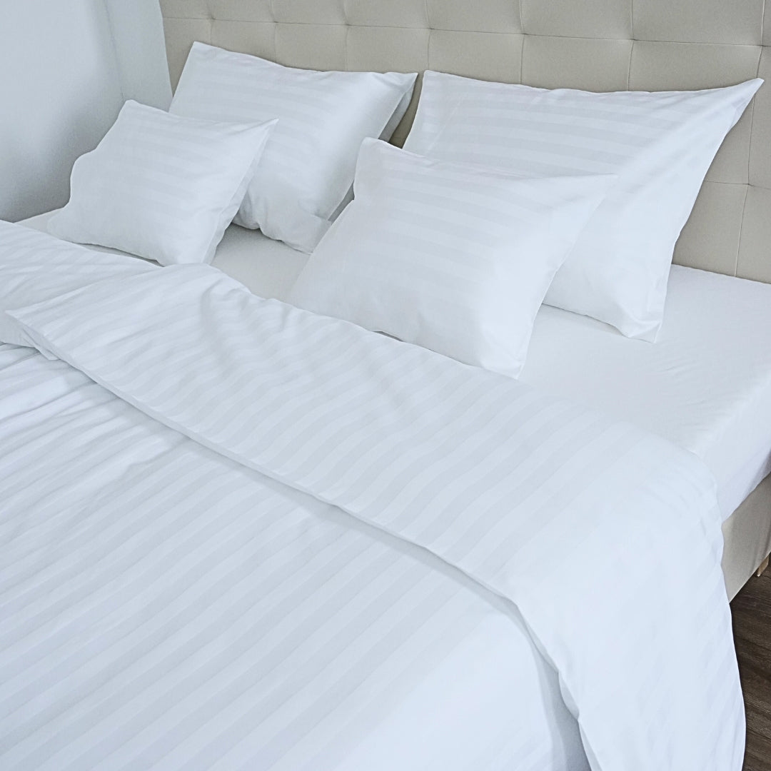 Hotel satin 2 cm striped double bed sheet set - 50% Cotton - 50% PE - fold-over - 5 pcs - 140 gr/m2 - packaged