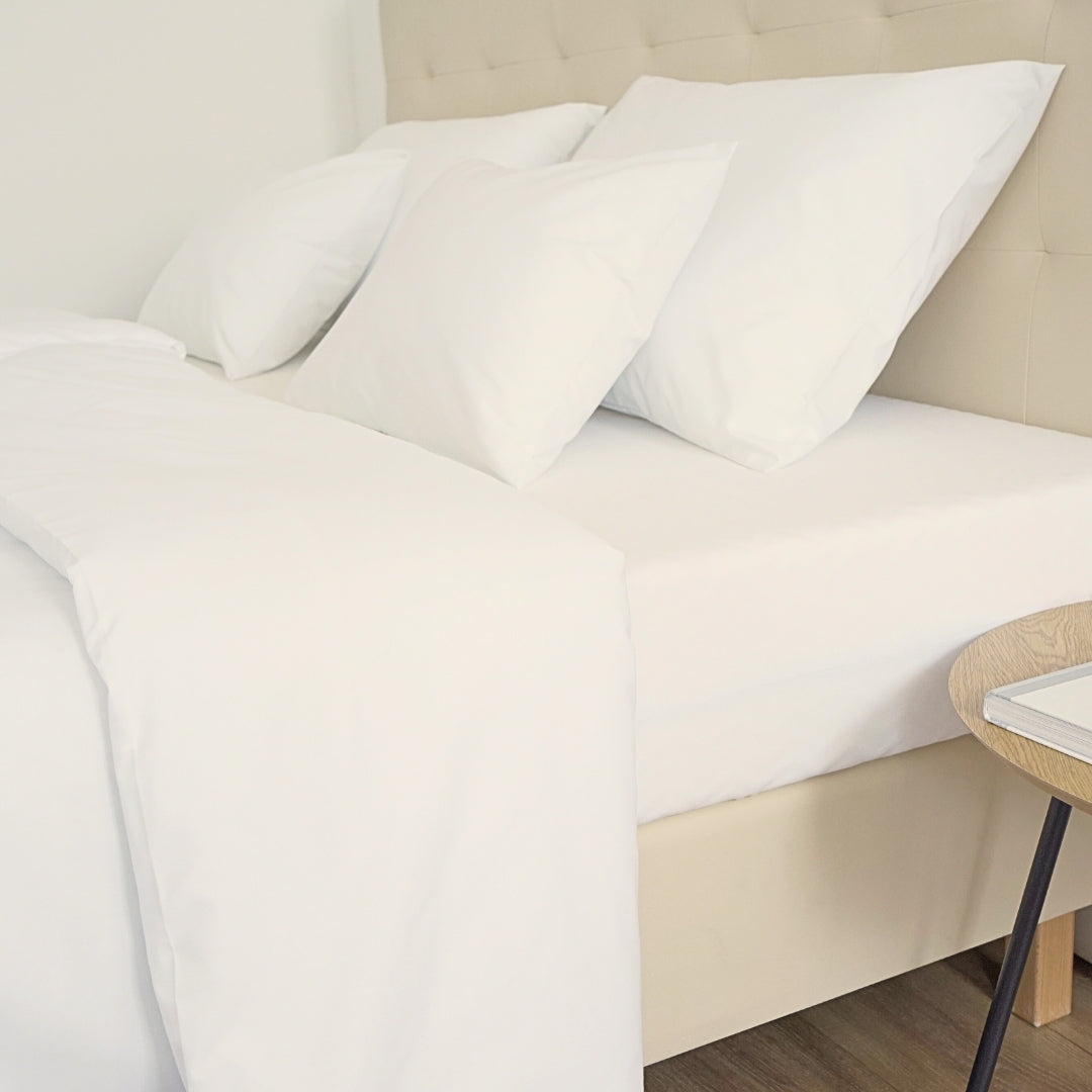 Hotel-Bettlaken aus Baumwollleinen – 50 % Baumwolle – 50 % PE – zum Umklappen – 3er-Set – 142 g/m² – verpackt