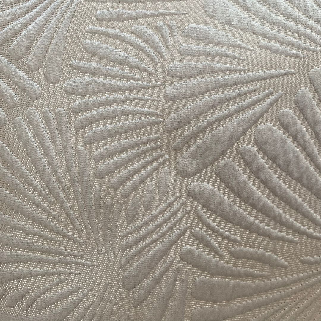 Kagyló bársonyos díszpárna - 45x45 cm