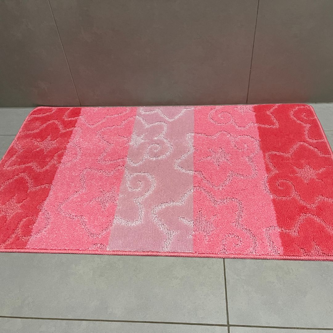 Fürdőszobaszőnyeg szett 2 db-os - 100x60 cm - Rózsaszín virágmintás