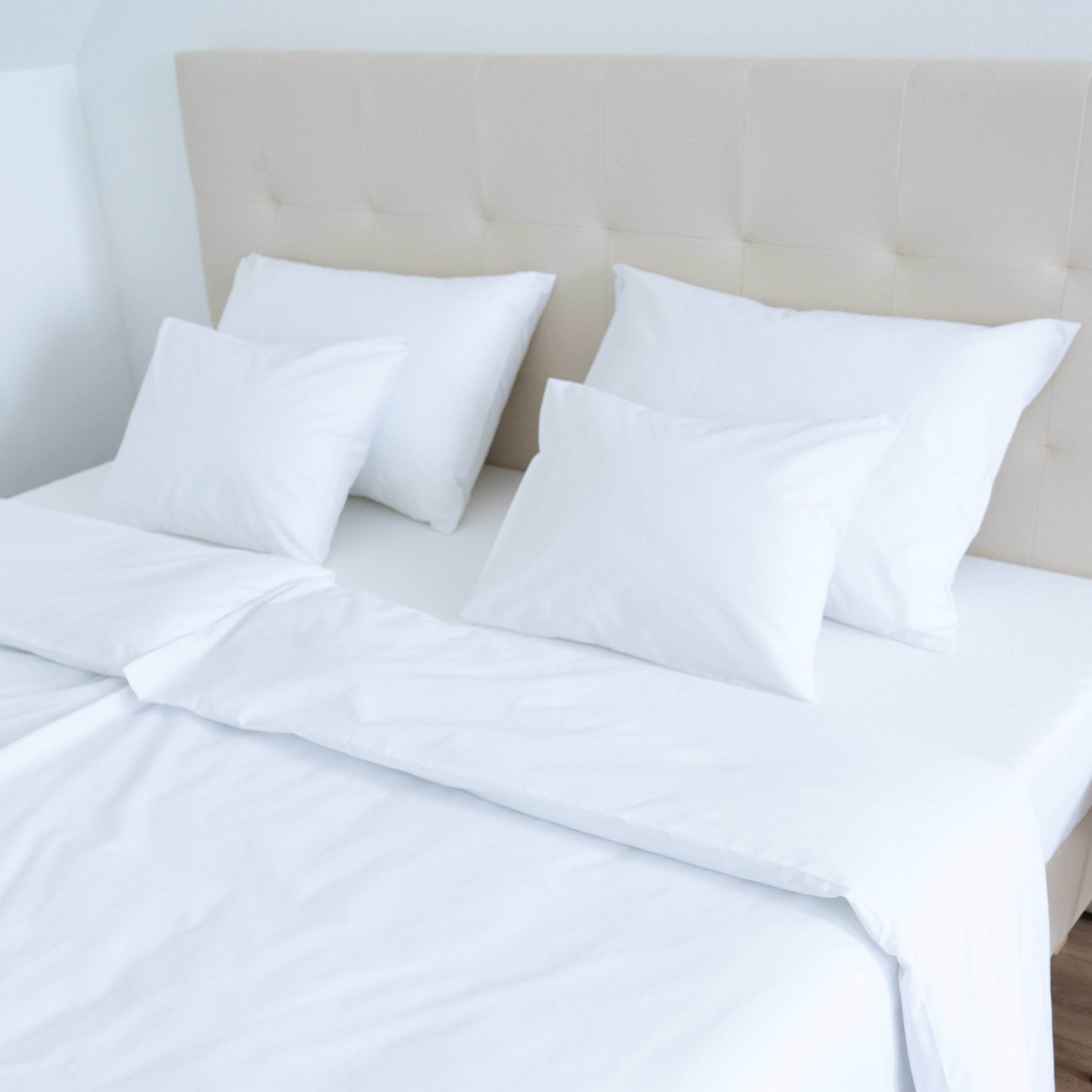 Hotel 100% pamutvászon ágyneműhuzat garnitúra - áthajtós - 3 db-os szett - 146 gr/m2