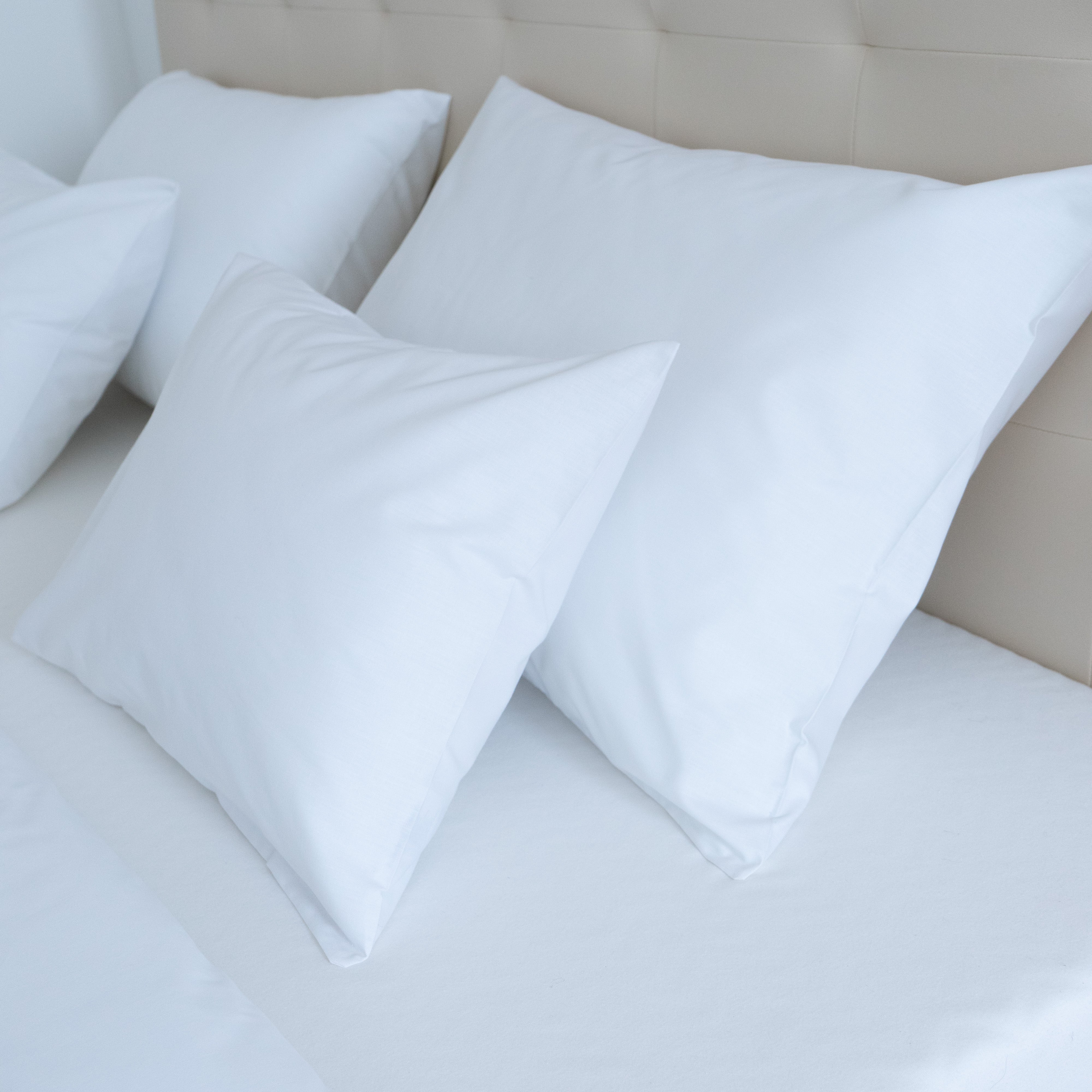 Hotel 100% pamutvászon ágyneműhuzat garnitúra - áthajtós - 3 db-os szett - 146 gr/m2