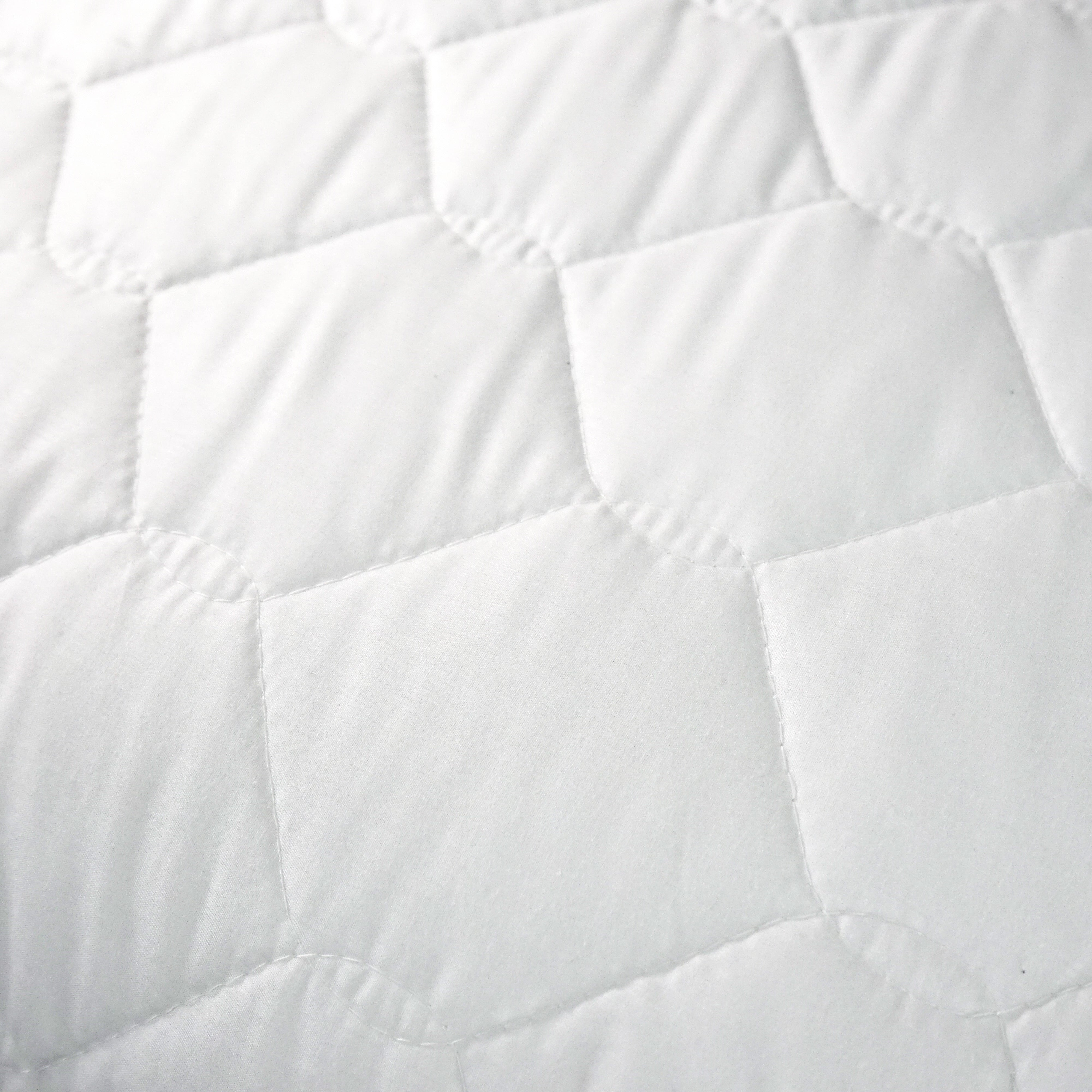 Family Extra - Anti-allergenic quilted pillow - washable at 95 °C - packaged