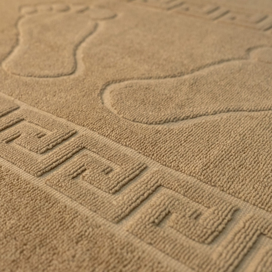 Badewannenausgang - beige mit Fußstütze - 600 gr/m2