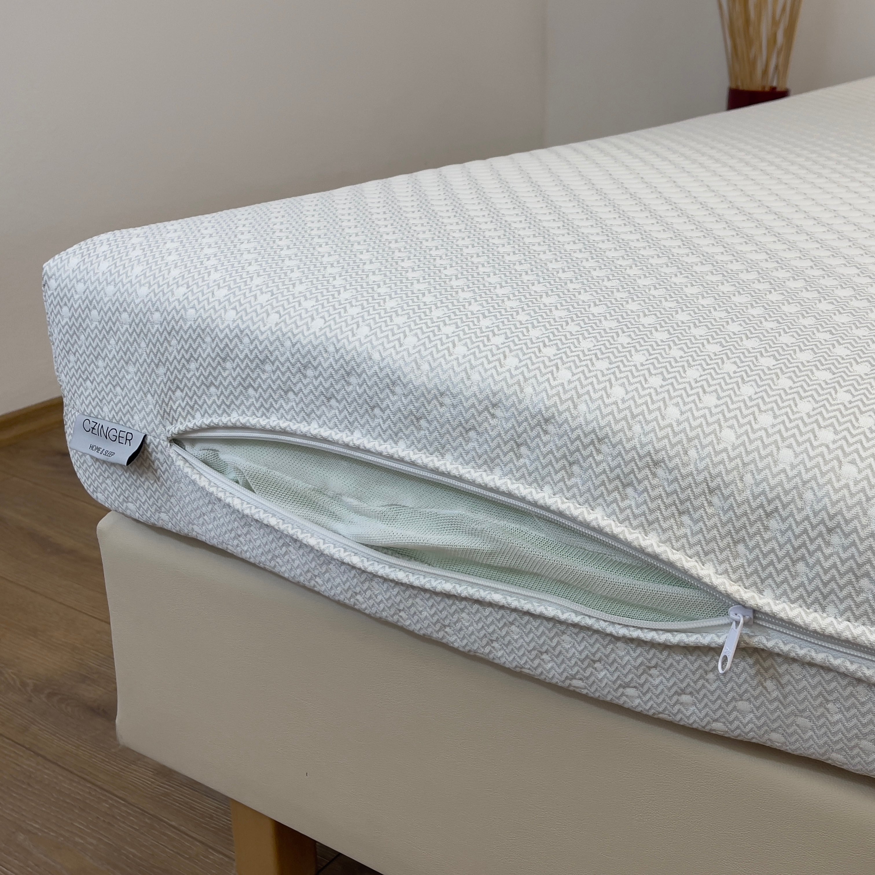 Matrachuzat cipzáras, levehető - 450 gr/m2 - Prémium minőség!