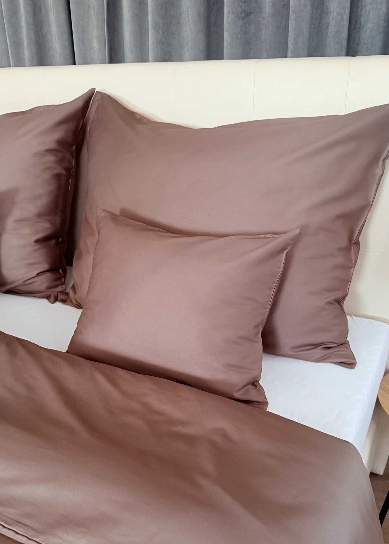 Mint solid satin bed linen set - TC 300