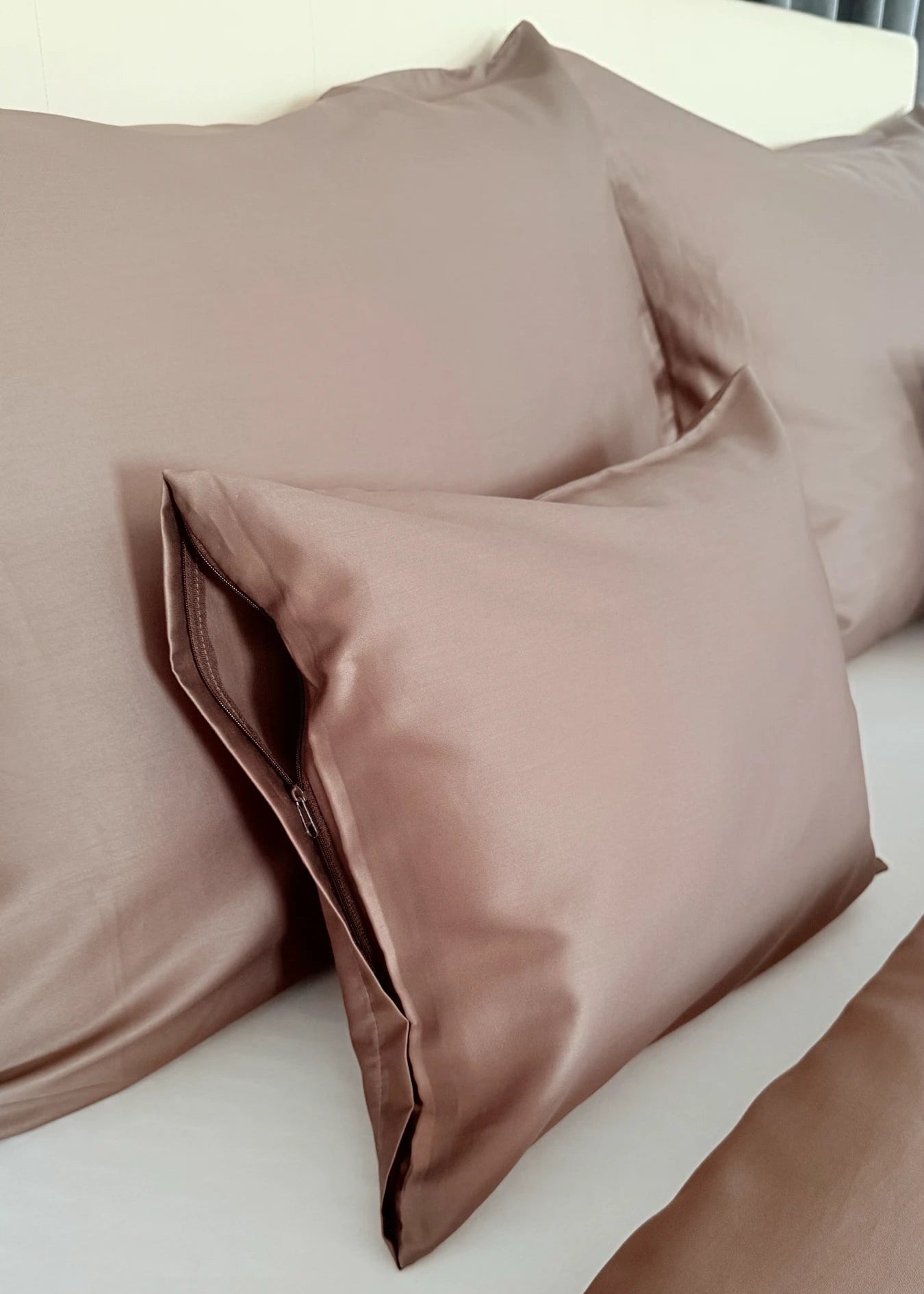Mint solid satin bed linen set - TC 300