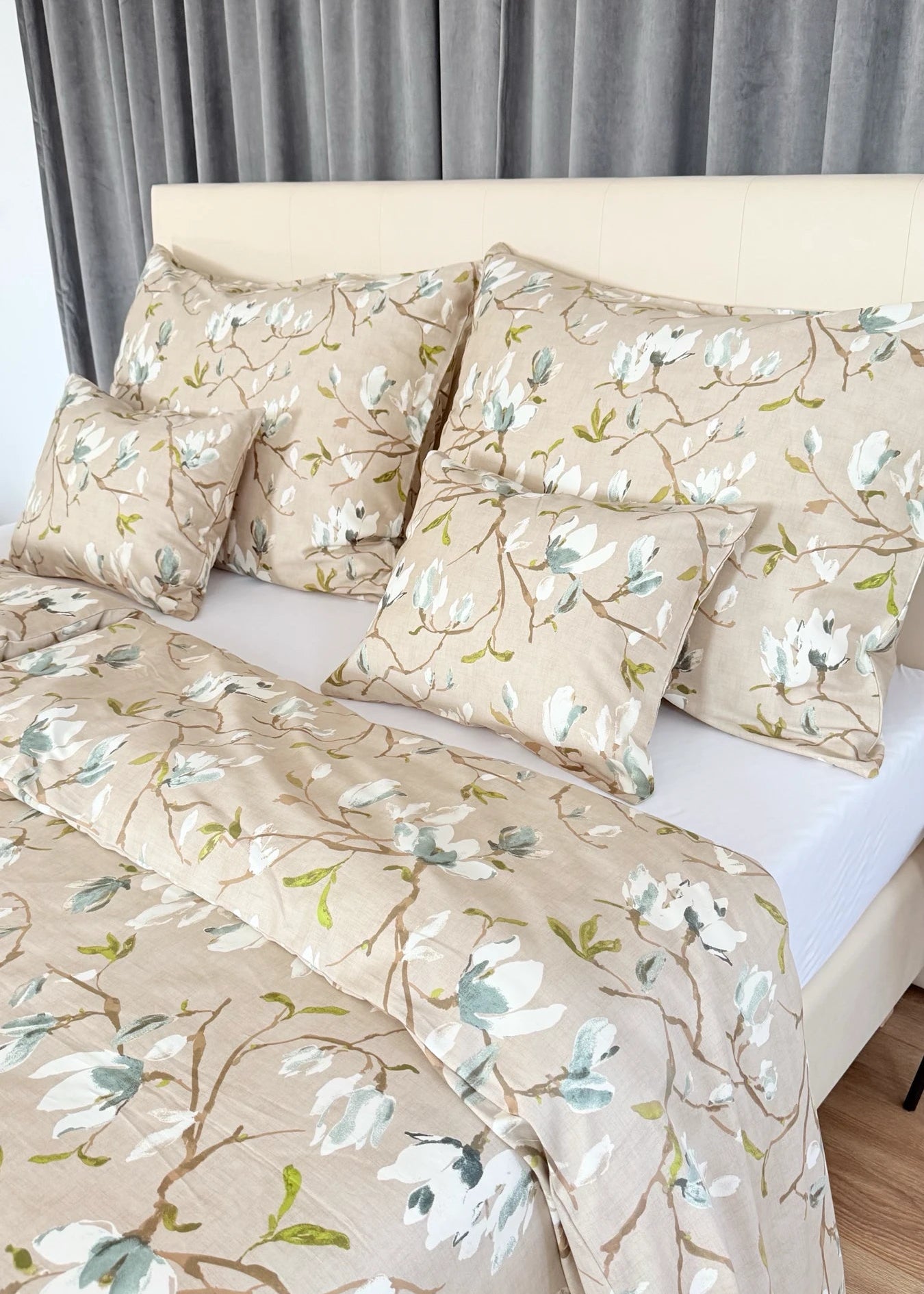 Mint solid satin bed linen set - TC 300