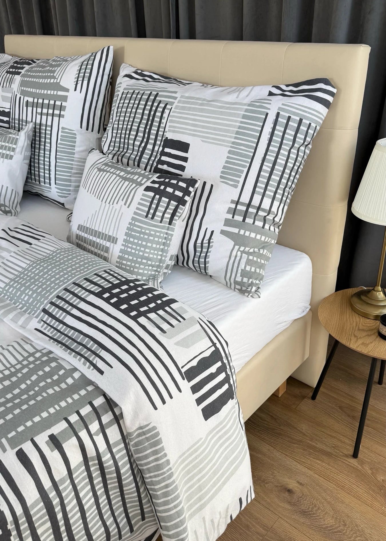 Urban Grid flanel ágyneműhuzat – modern városi elegancia
