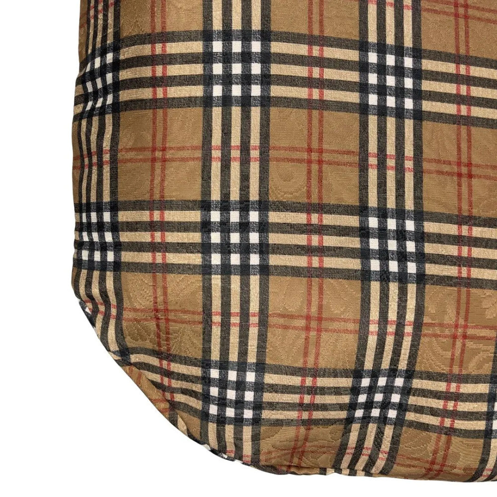 Checkered design dog bed