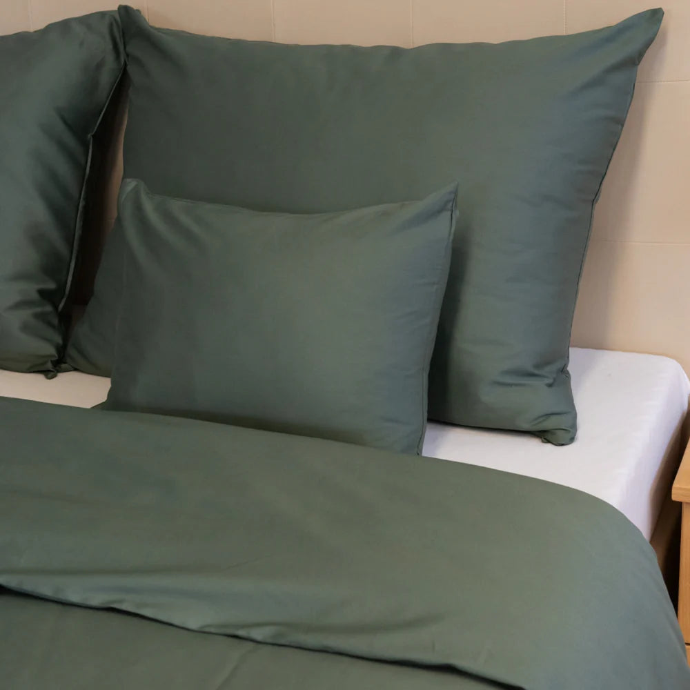 Mauvefarbener Satin-Kissenbezug – TC 250