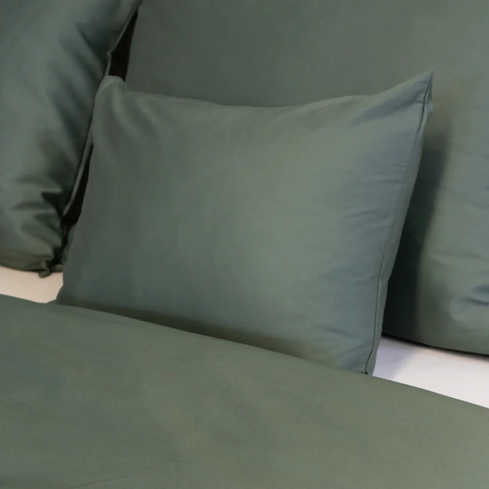 Mauvefarbener Satin-Kissenbezug – TC 250