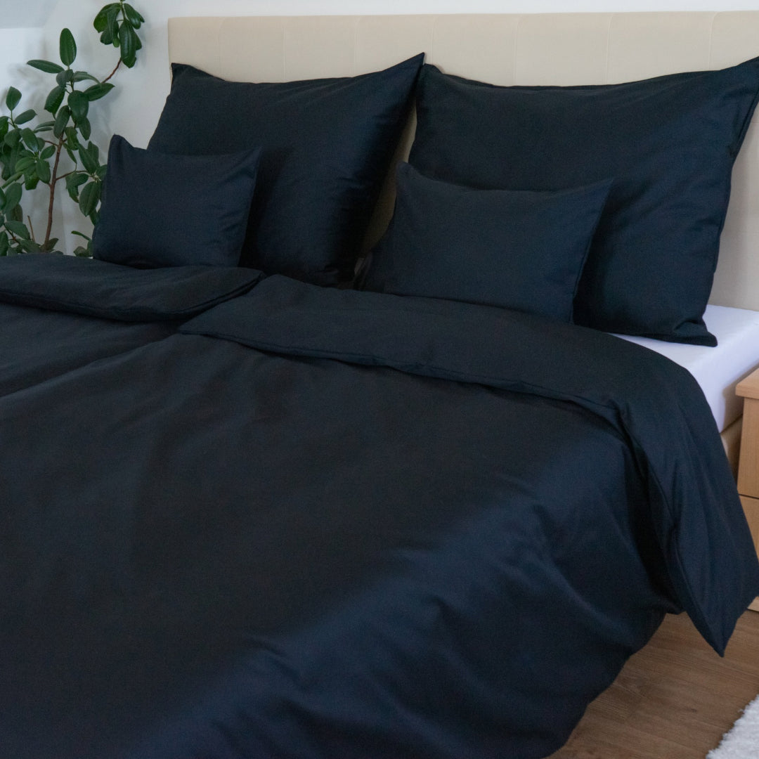 Schwarzes, einfarbiges Satin-Bettwäscheset – TC 300
