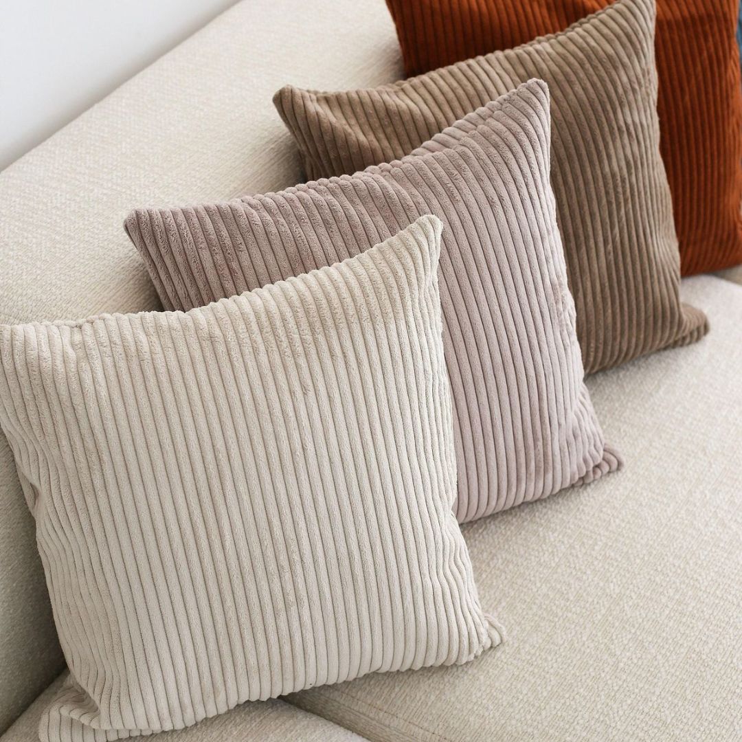 Corduroy decorative pillow - 45x45 cm