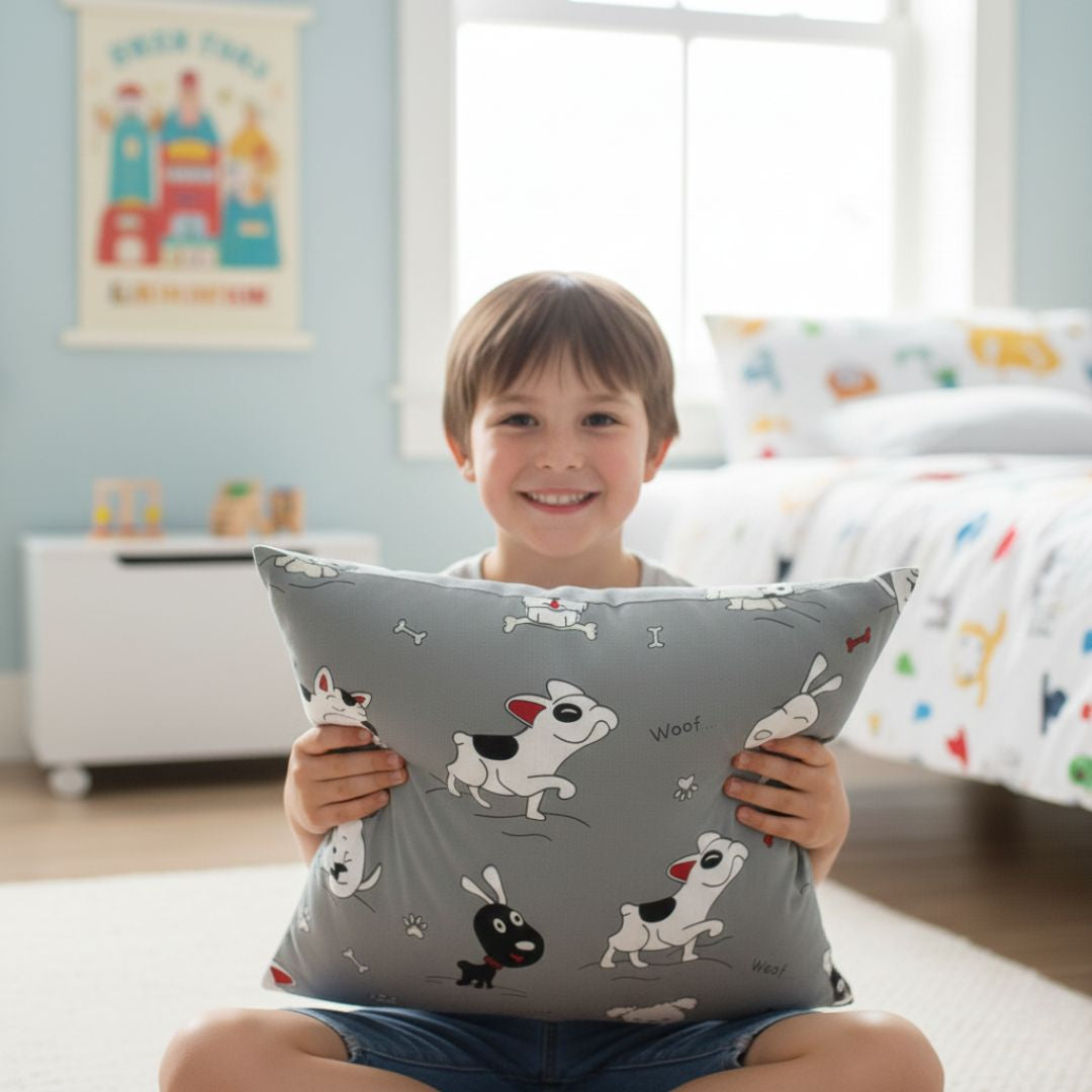 Gray car cushion - 40x40 cm