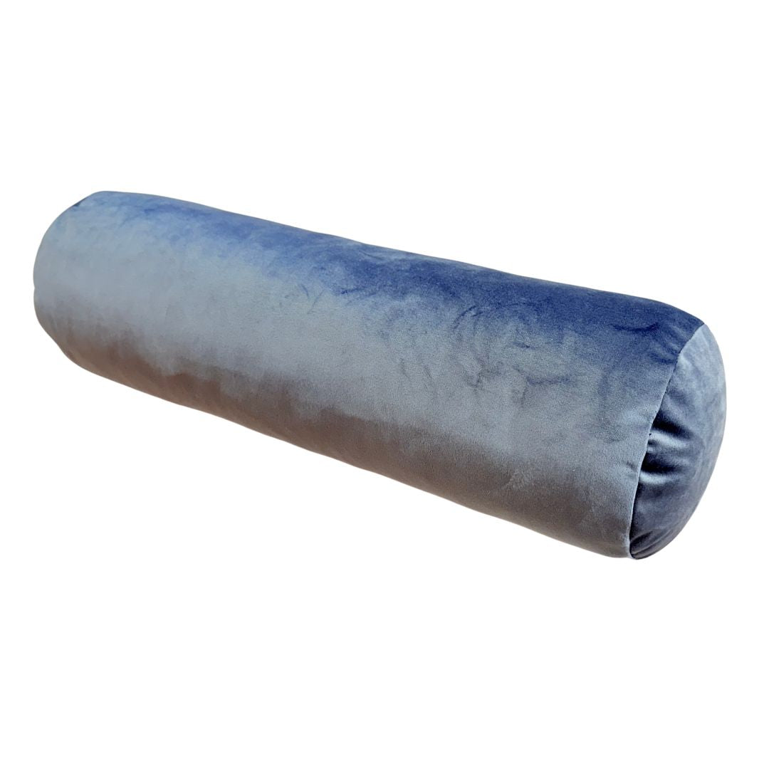 Moosgrünes Dekokissen aus Samt – mit Einlage – 45 x 45 cm