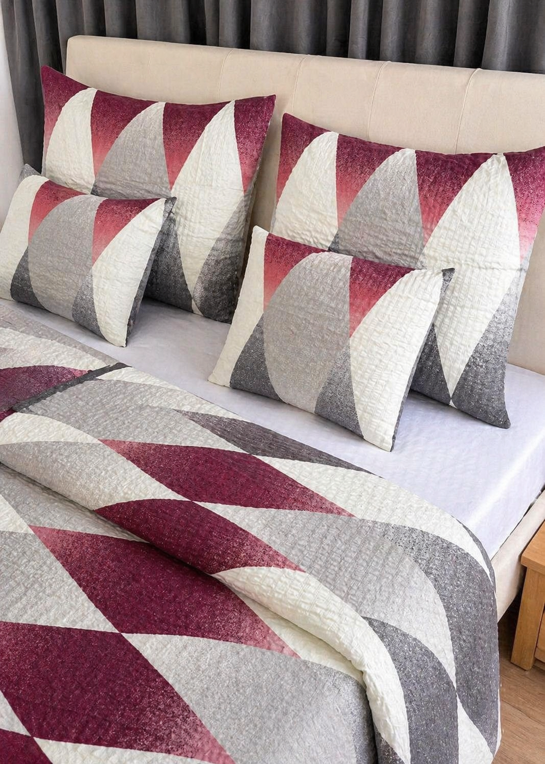 Crepe bedding set 3 pieces - Burgundy/beige pattern