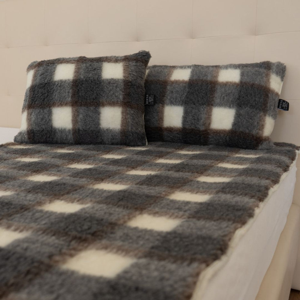 Double-sided grey checkered lambswool cushion