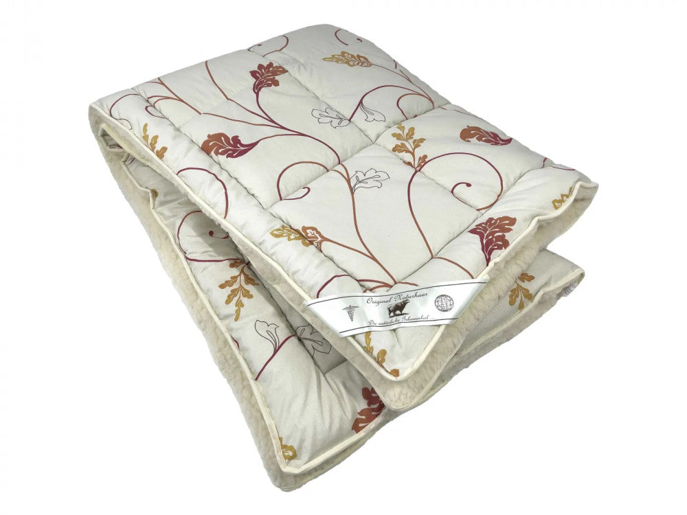 Winterdecke aus Merinowolle und Baumwolle – Beige/Blättermuster