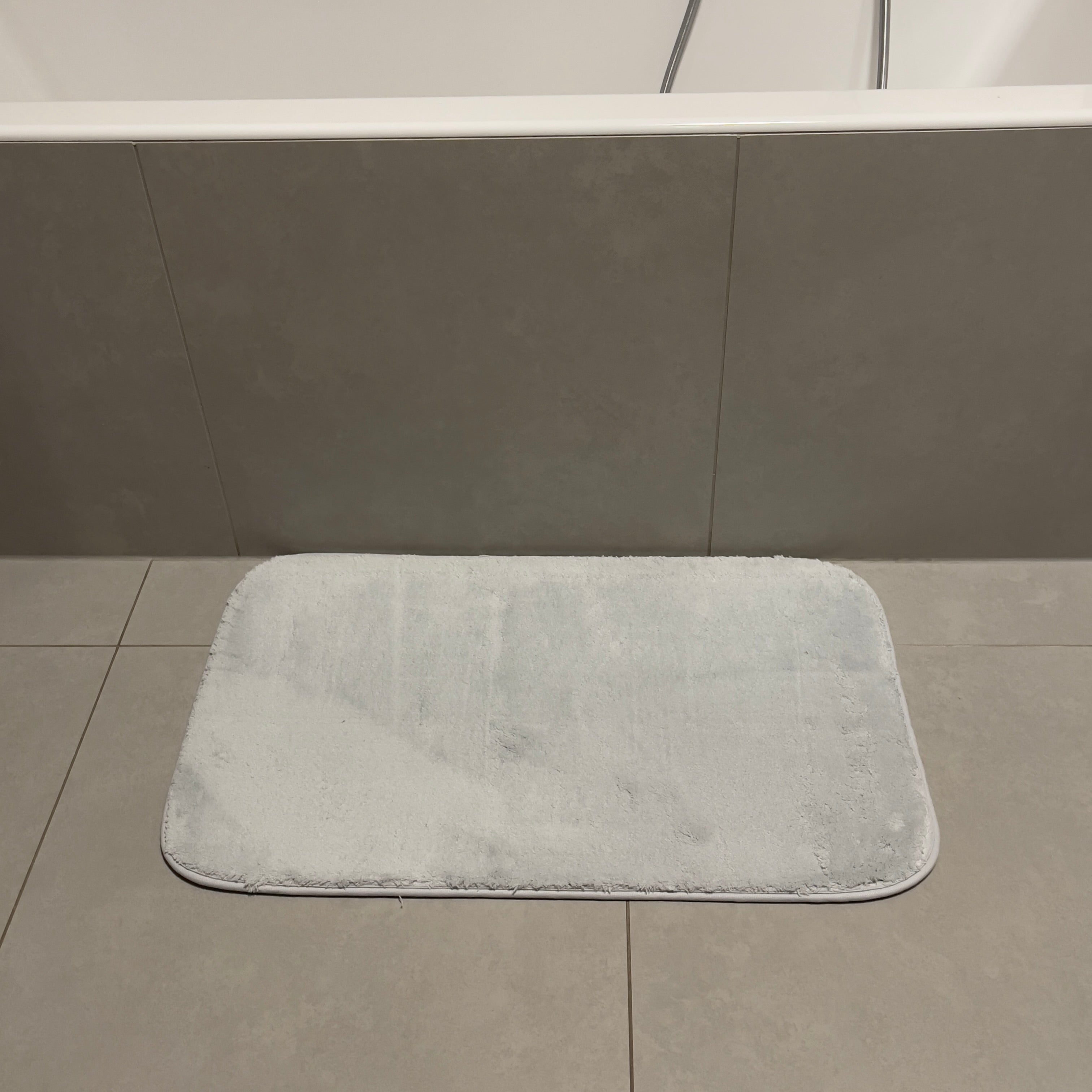 Light gray bathroom rug set - 2 pieces - 50x80, 40x50 cm