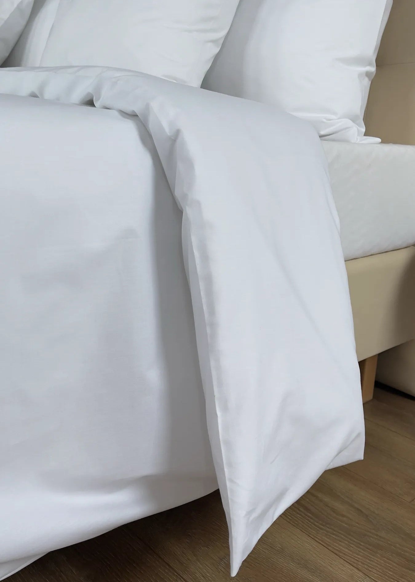 Hotel PERCAL 100% pamutvászon ágyneműhuzat garnitúra - áthajtós - 120 gr/m2 - csomagos