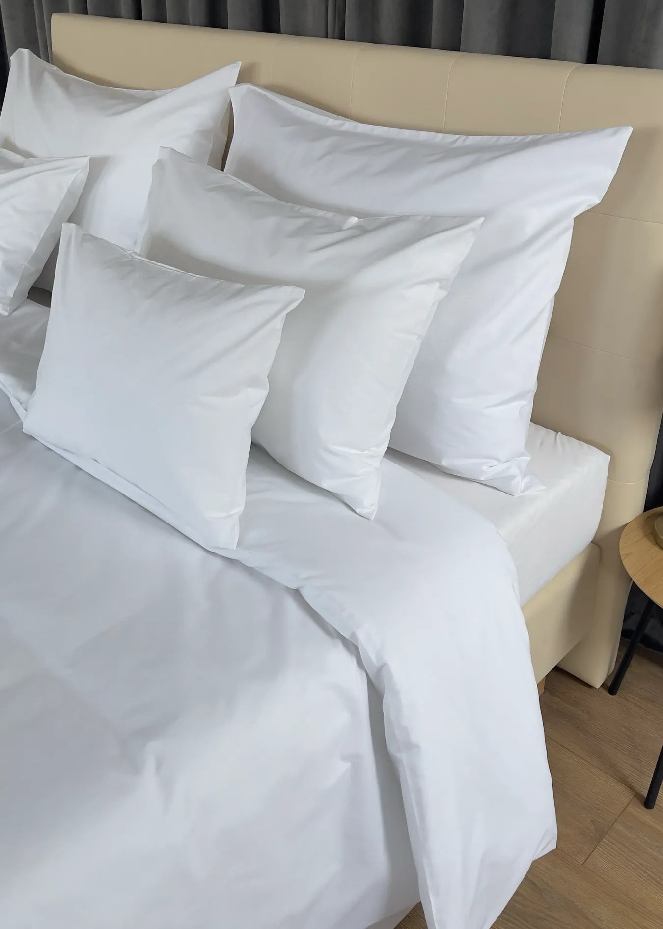 Hotel pamutvászon ágyneműhuzat - 50% Pamut - 50% PE - áthajtós - 142 gr/m2 - csomagos