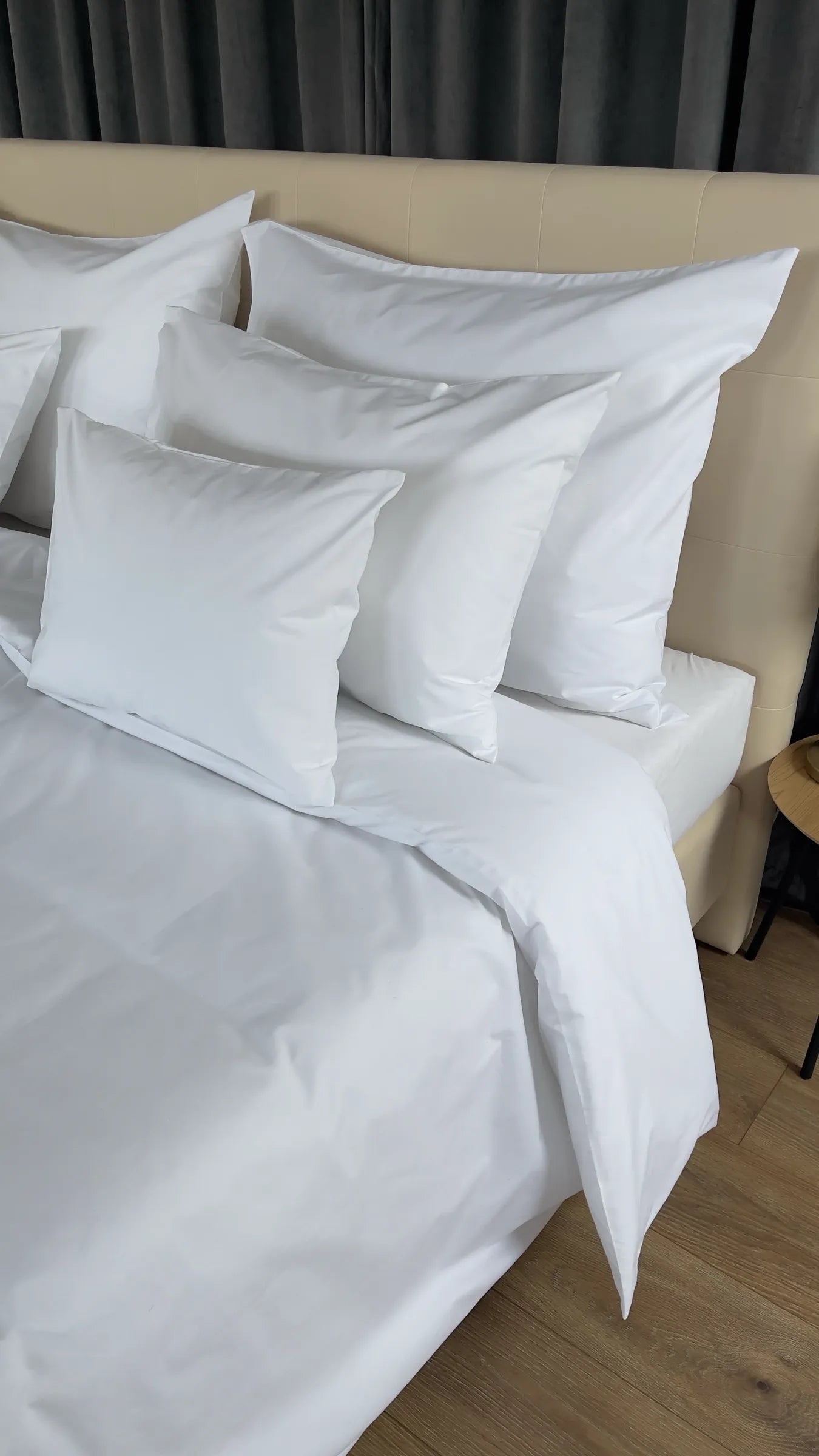 Hotel PERCAL 100% pamutvászon ágyneműhuzat garnitúra - áthajtós - 120 gr/m2 - csomagos