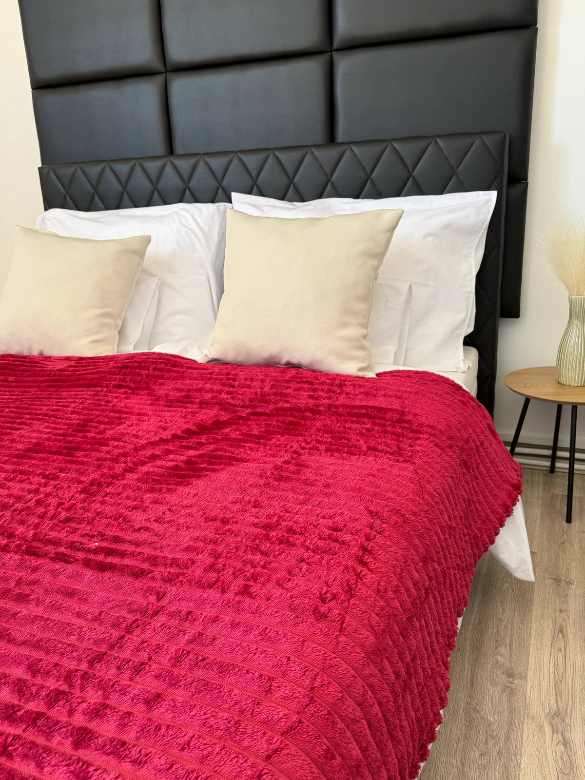 Mittelbraune, weiche Decke