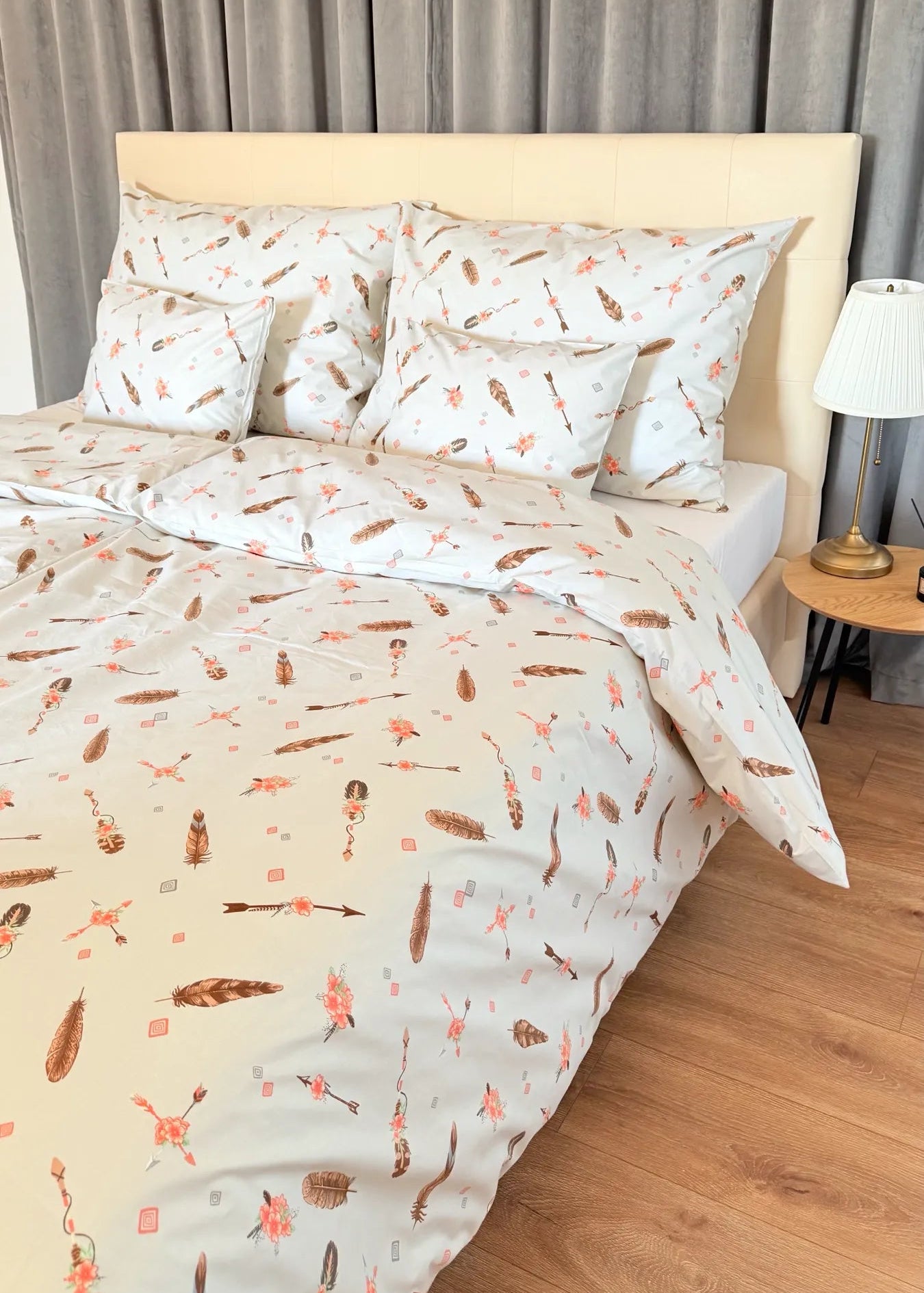 Boheme Grey Blush pamut ágyneműhuzat – tollas könnyedség