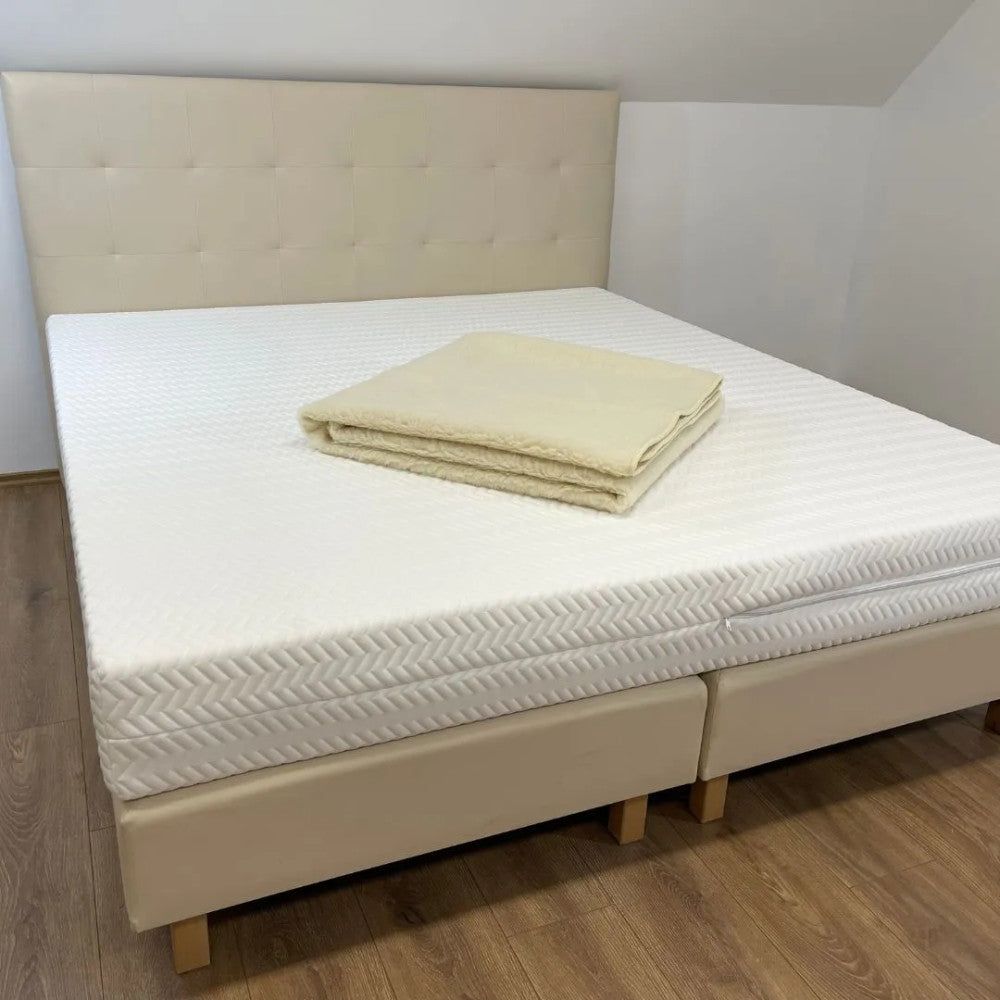 Merino wool mattress protector - 600 gr/m2 single sided