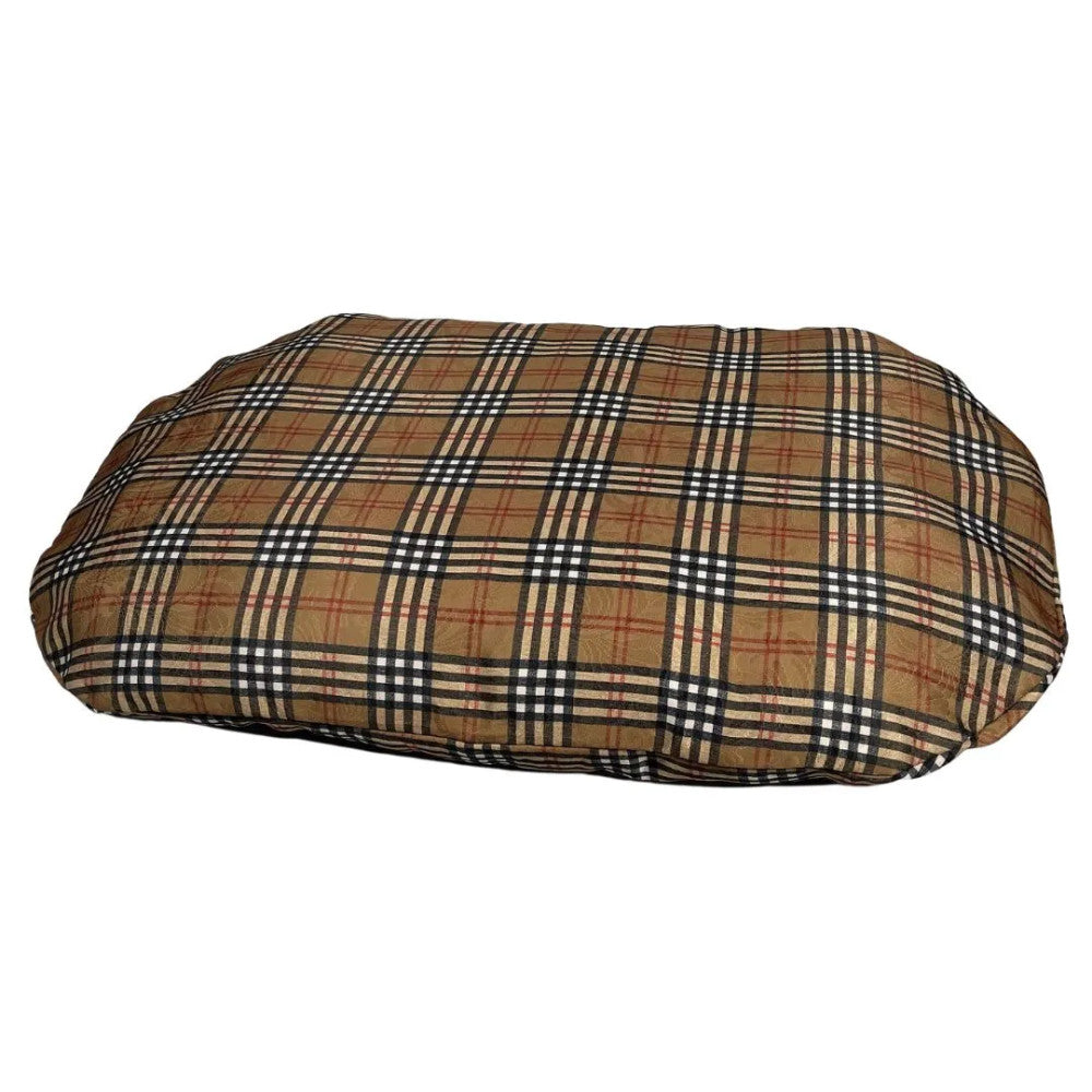 Hundebett im Karo-Design