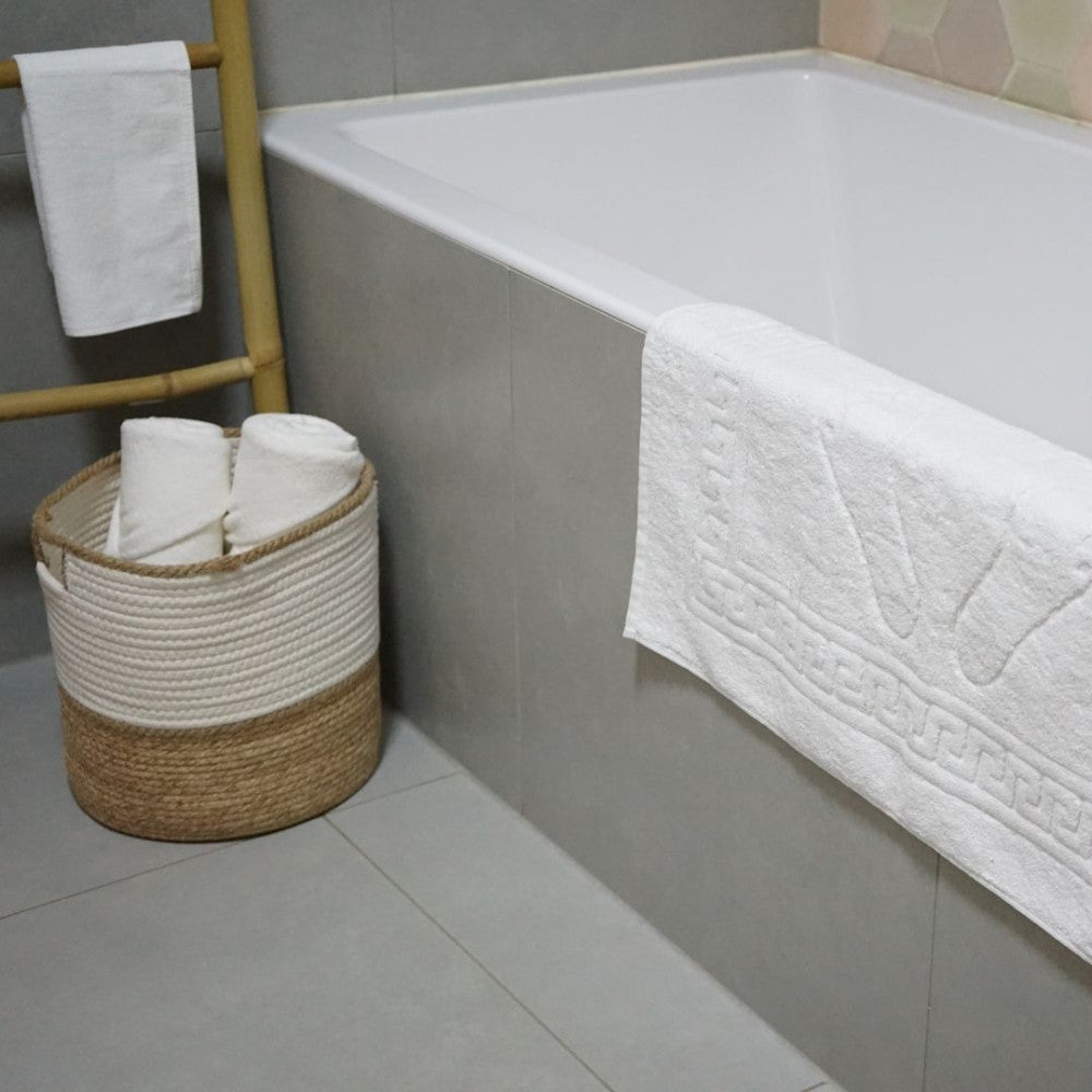 Badewannenausgang - weiß mit Fußstütze - 600 gr/m2 - verpackt