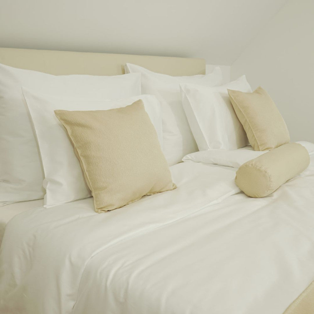 Hotel PERCAL 100% pamutvászon ágyneműhuzat - áthajtós - 3 db-os szett - 120 gr/m2 - csomagos