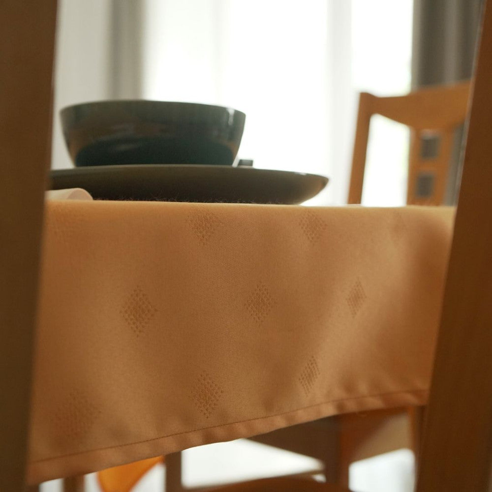 Fleckenabweisende Tischdecke - 50% Baumwolle - 50% Polyester - Lachs