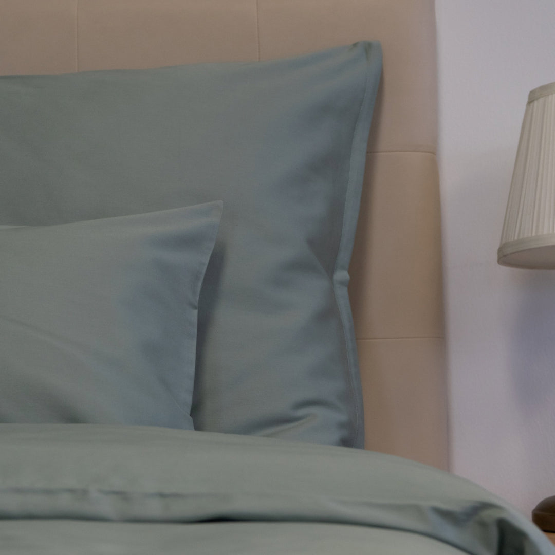 Mintfarbenes, einfarbiges Satin-Bettwäscheset – TC 300