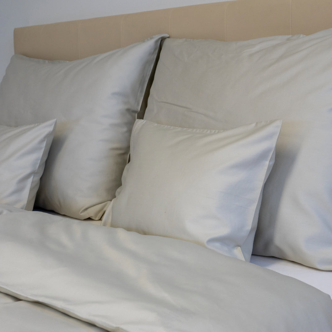 Beigefarbene Satin-Bettwäschegarnitur - TC 300