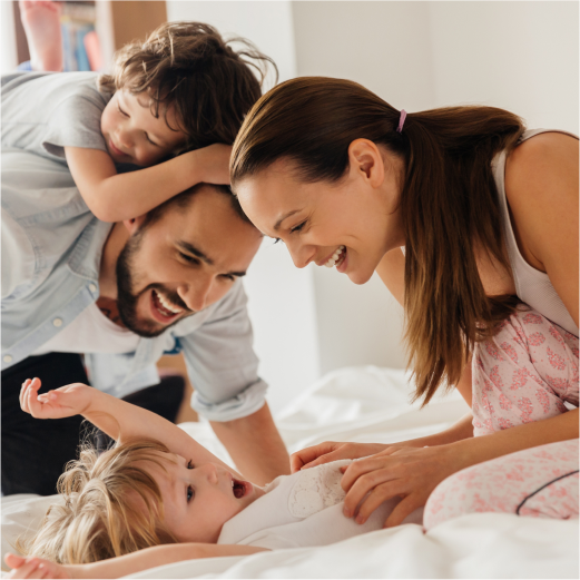 négy tagú család nevet